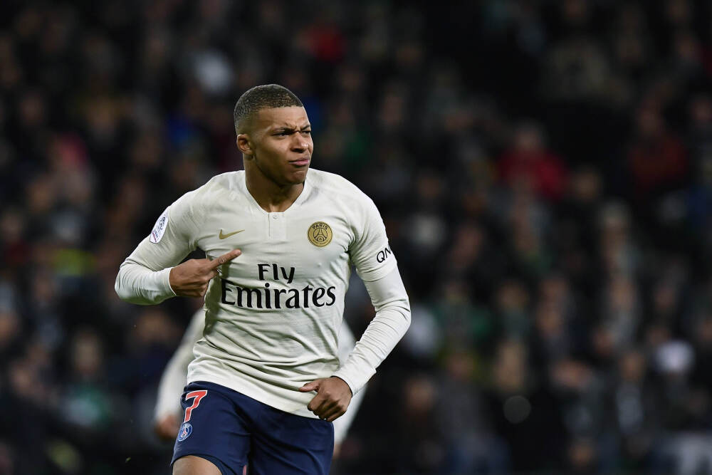 山东青岛：小学生体验非遗之美